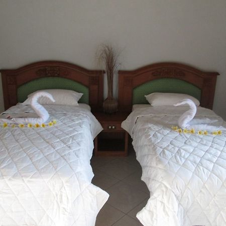 Louto Dmell Guesthouse Sanur Екстериор снимка